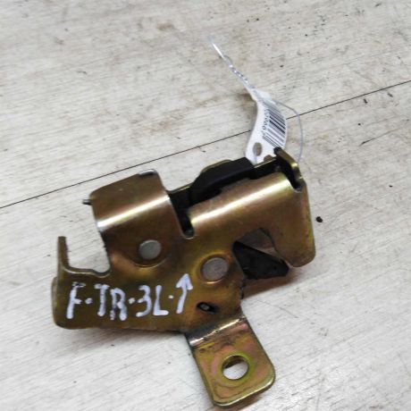 fiksator-zamka-dveri-zadnii-levyi-raspasnoi-dveri-ford-transit-2004-god-art-33466-big-1