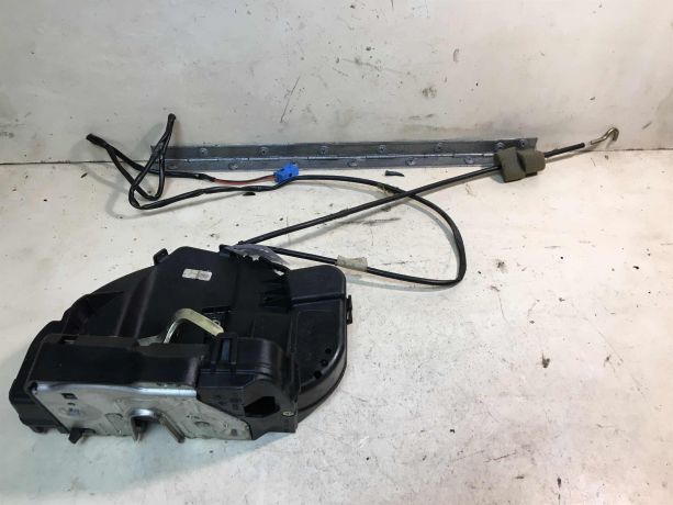 zamok-dveri-zadnii-pravyi-mercedes-w203-do-rest-art-33670-big-0