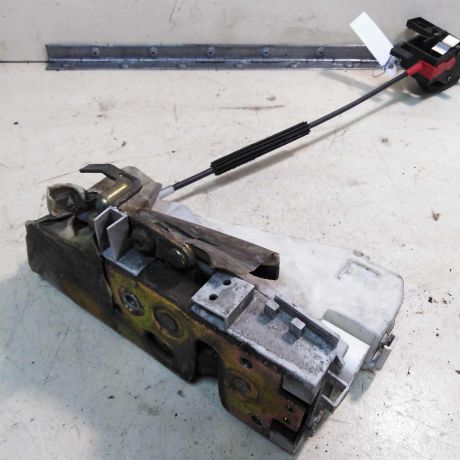 zamok-dveri-perednii-pravyi-volkswagen-sharan-do-rest-seat-alhambra-art-34031-big-0