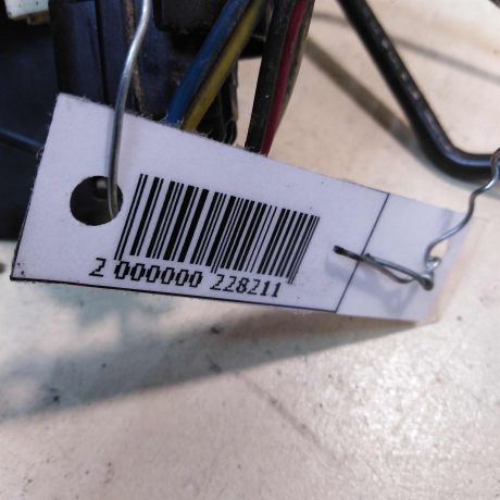 zamok-dveri-hyunday-getz-perednii-levyi-art-34074-big-1