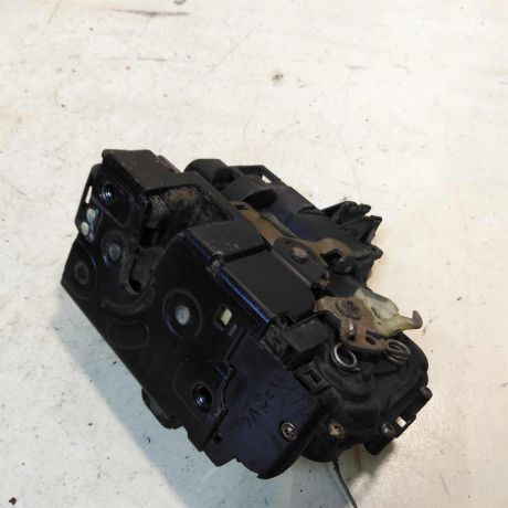 zamok-dveri-perednii-pravyi-skoda-octavia-tour-rest-art-34376-big-0