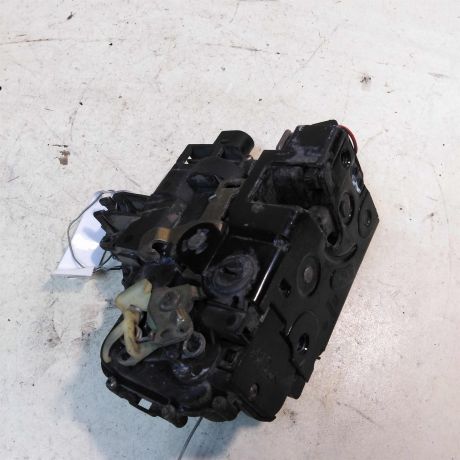 zamok-dveri-zadnii-levyi-skoda-octavia-tour-xetcbek-art-34388-big-2