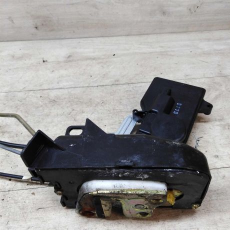 zamok-dveri-perednii-pravyi-mazda-6-gg-art-34431-big-1