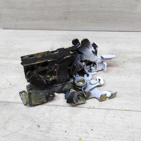 zamok-dveri-perednii-pravyi-mercedes-vito-w638-art-35721-big-2