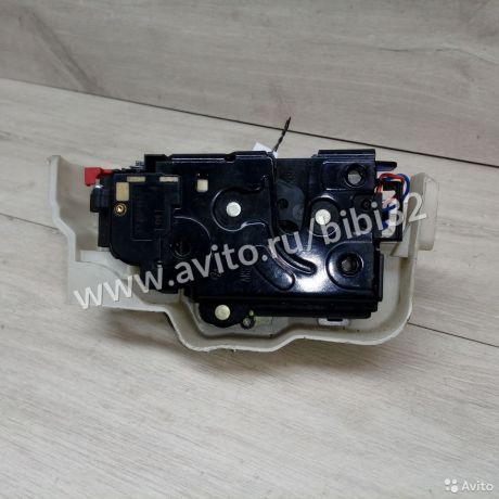 zamok-dveri-volkswagen-touran-art-35756-big-1