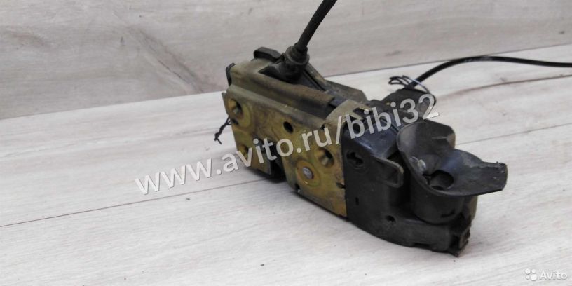 zamok-dveri-renault-megane-2-art-35757-big-1