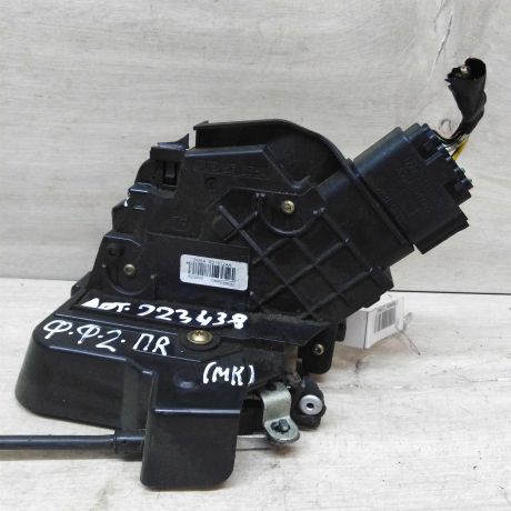 zamok-dveri-perednii-pravyi-ford-focus-2-do-rest-art-35926-big-0