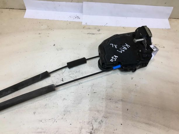 zamok-dveri-zadnii-levyi-toyota-camry-v50-art-36431-big-0