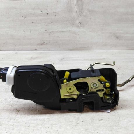 zamok-dveri-perednii-pravyi-hyundai-matrix-art-36757-big-0