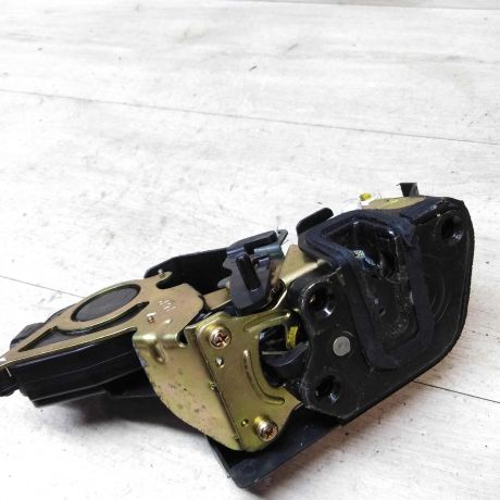 zamok-dveri-zadnii-pravyi-hyundai-matrix-art-36758-big-0