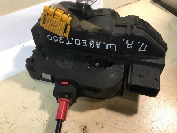 zamok-dveri-perednii-pravyi-chevrolet-aveo-t300-art-36961-big-2