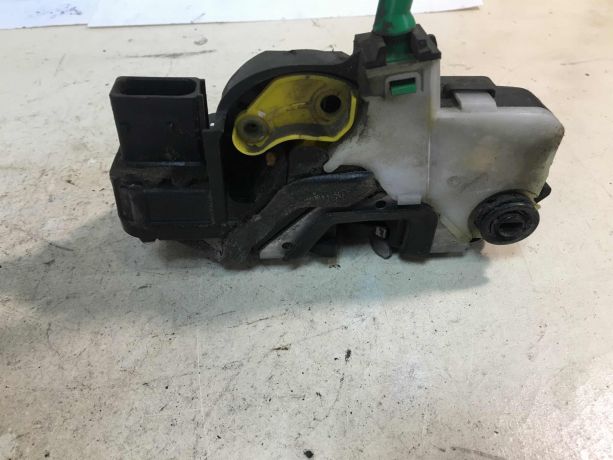 zamok-dveri-zadnii-levyi-chevrolet-aveo-t300-art-37006-big-1