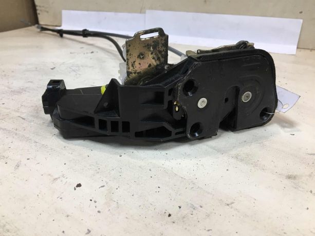 zamok-dveri-perednii-levyi-hyundai-elantra-3-xd-2-rest-art-37242-big-1