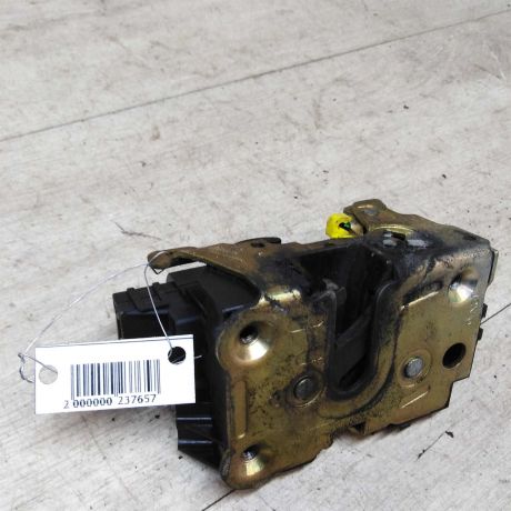 zamok-dveri-perednii-pravyi-renault-master-art-37262-big-0