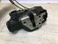 zamok-dveri-perednii-levyi-toyota-corolla-ix-e120-e130-rest-xetcbek-art-37383-small-1