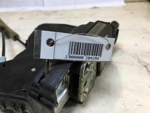 zamok-dveri-perednii-levyi-toyota-corolla-ix-e120-e130-rest-xetcbek-art-37383-big-4