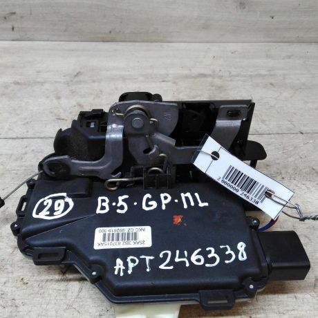 zamok-dveri-perednii-volkswagen-passat-b5-gp-levyi-art-37709-big-2