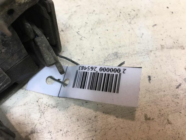 zamok-dveri-zadnii-pravyi-audi-100-c4-art-37819-big-1