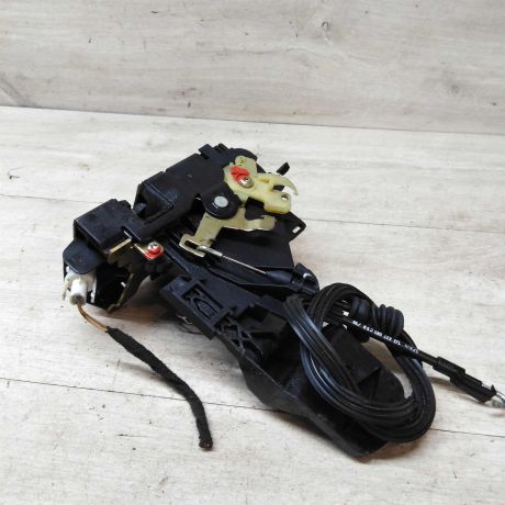 zamok-dveri-perednii-levyi-volkswagen-golf-4-art-38092-big-2