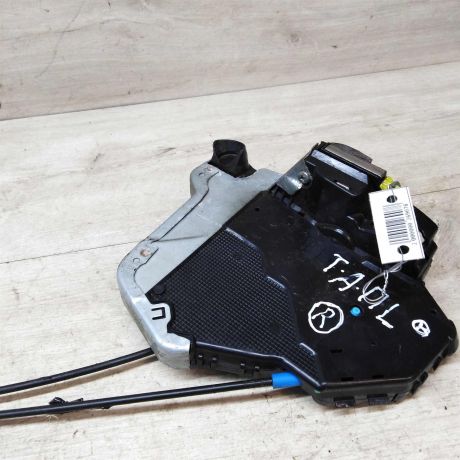 zamok-dveri-perednii-levyi-toyota-avensis-t25-art-38222-big-1