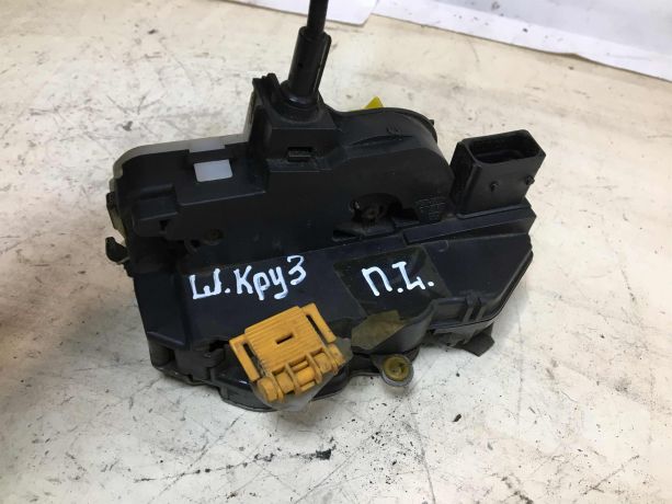 zamok-dveri-perednii-levyi-chevrolet-cruze-do-rest-art-38453-big-0