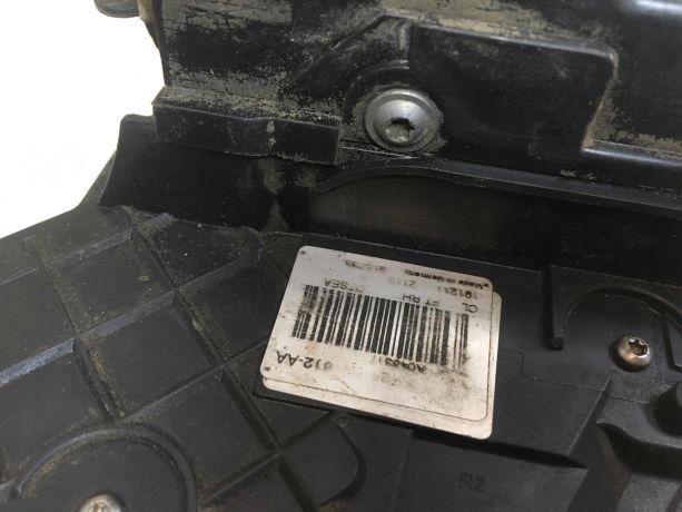 zamok-dveri-perednii-pravyi-ford-mondeo-4-rest-art-39107-big-3