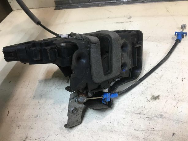 zamok-dveri-perednii-pravyi-ford-mondeo-4-rest-art-39107-big-1