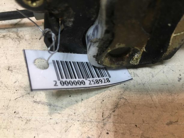 zamok-dveri-perednii-pravyi-mazda-6-gg-art-39922-big-2