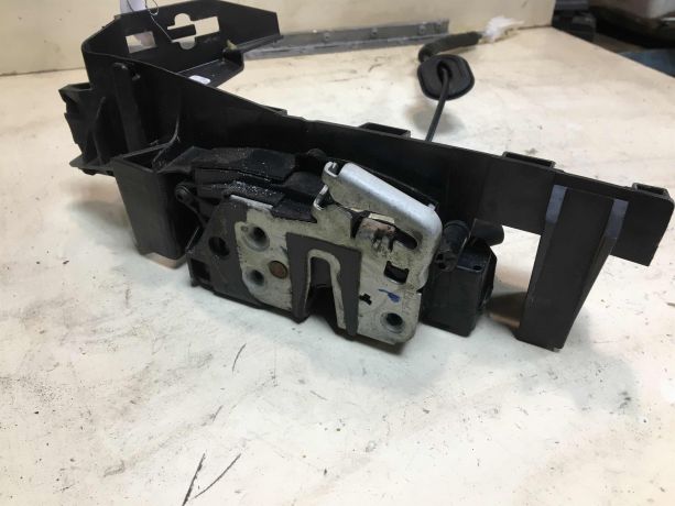 zamok-dveri-perednii-pravyi-ford-fusion-usa-ford-mondeo-5-art-39934-big-1