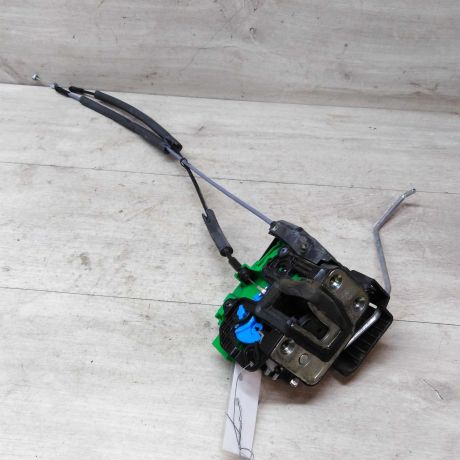 zamok-dveri-perednii-pravyi-hyundai-solaris-art-39975-big-0