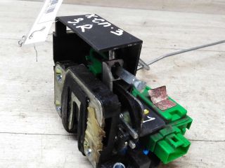 zamok-dveri-zadnii-levyi-hyundai-solaris-art-39988