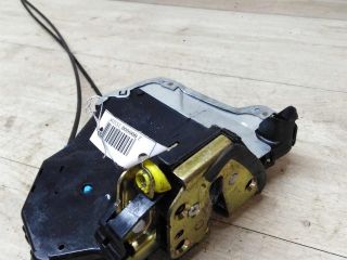 zamok-dveri-perednii-levyi-toyota-avensis-t25-art-40279