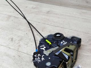 zamok-dveri-perednii-pravyi-toyota-avensis-t25-art-40283