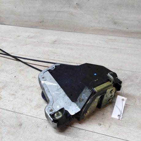 zamok-dveri-perednii-pravyi-toyota-avensis-t25-art-40283-big-2