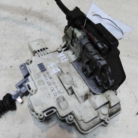 zamok-dveri-perednii-pravyi-volkswagen-passat-b7-art-40860-big-3