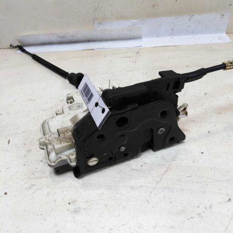 zamok-dveri-zadnii-pravyi-volkswagen-passat-b7-art-40861-big-0