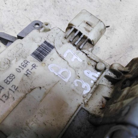 zamok-dveri-zadnii-pravyi-volkswagen-passat-b7-art-40861-big-3