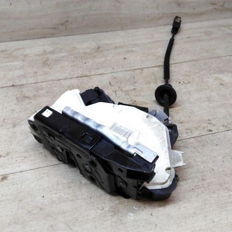 zamok-dveri-zadnii-pravyi-volkswagen-golf-6-art-40951-big-2