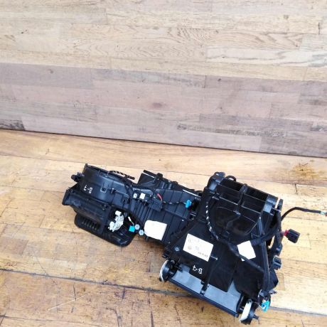 korpus-otopitelia-salona-pecka-volkswagen-passat-b7-art-41126-big-0