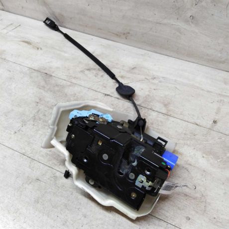 zamok-dveri-perednii-levyi-volkswagen-golf-plus-05gv-art-41232-big-1