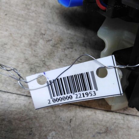 zamok-dveri-zadnii-pravyi-volkswagen-golf-plus-05gv-art-41233-big-1