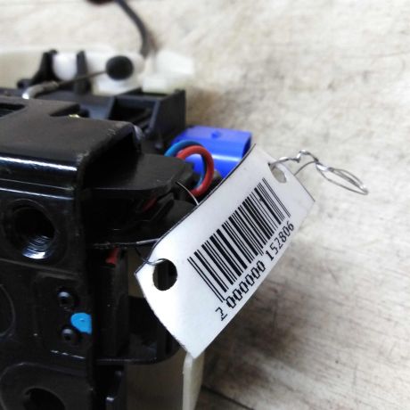 zamok-dveri-zadnii-levyi-volkswagen-golf-plus-05gv-art-41256-big-1