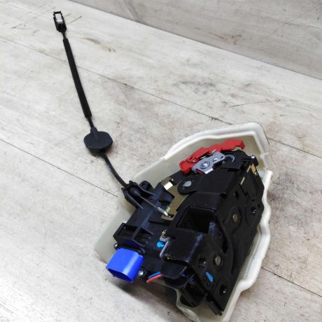 zamok-dveri-perednii-pravyi-volkswagen-golf-plus-05gv-art-41284-big-1