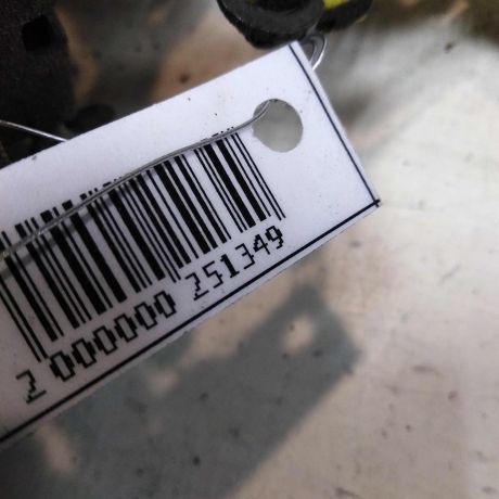 zamok-dveri-perednii-pravyi-hyundai-elantra-iii-xd-2-do-rest-art-41474-big-2