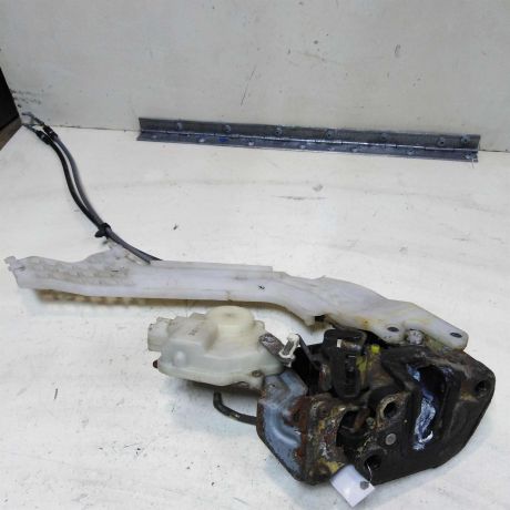 zamok-dveri-zadnii-pravyi-hyundai-elantra-iii-xd-2-do-rest-art-41660-big-1