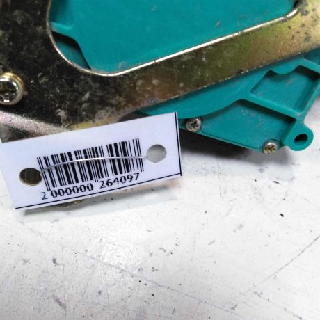 zamok-dveri-perednii-levyi-hyundai-accent-ii-art-41875-big-2