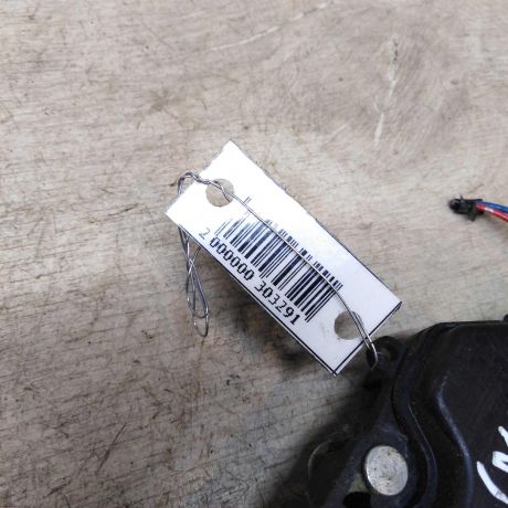 zamok-dveri-perednii-pravyi-mitsubishi-lancer-10-sedan-art-41974-big-2