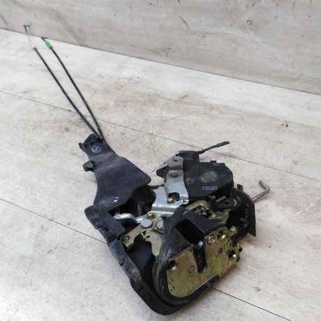 zamok-dveri-zadnii-levyi-toyota-rav4-ii-xa20-art-42084-big-0