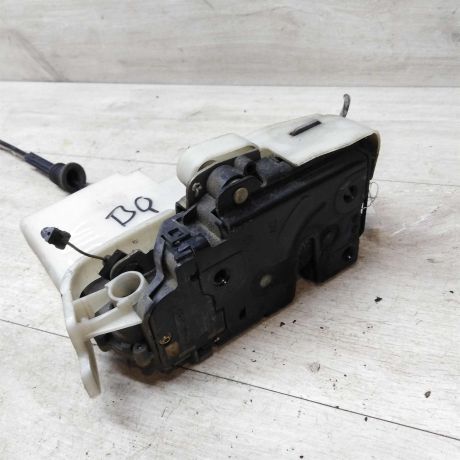 zamok-dveri-perednii-pravyi-volkswagen-transporter-t5-art-43172-big-0