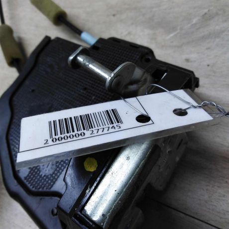 zamok-dveri-zadnii-pravyi-toyota-camry-v40-art-43346-big-3